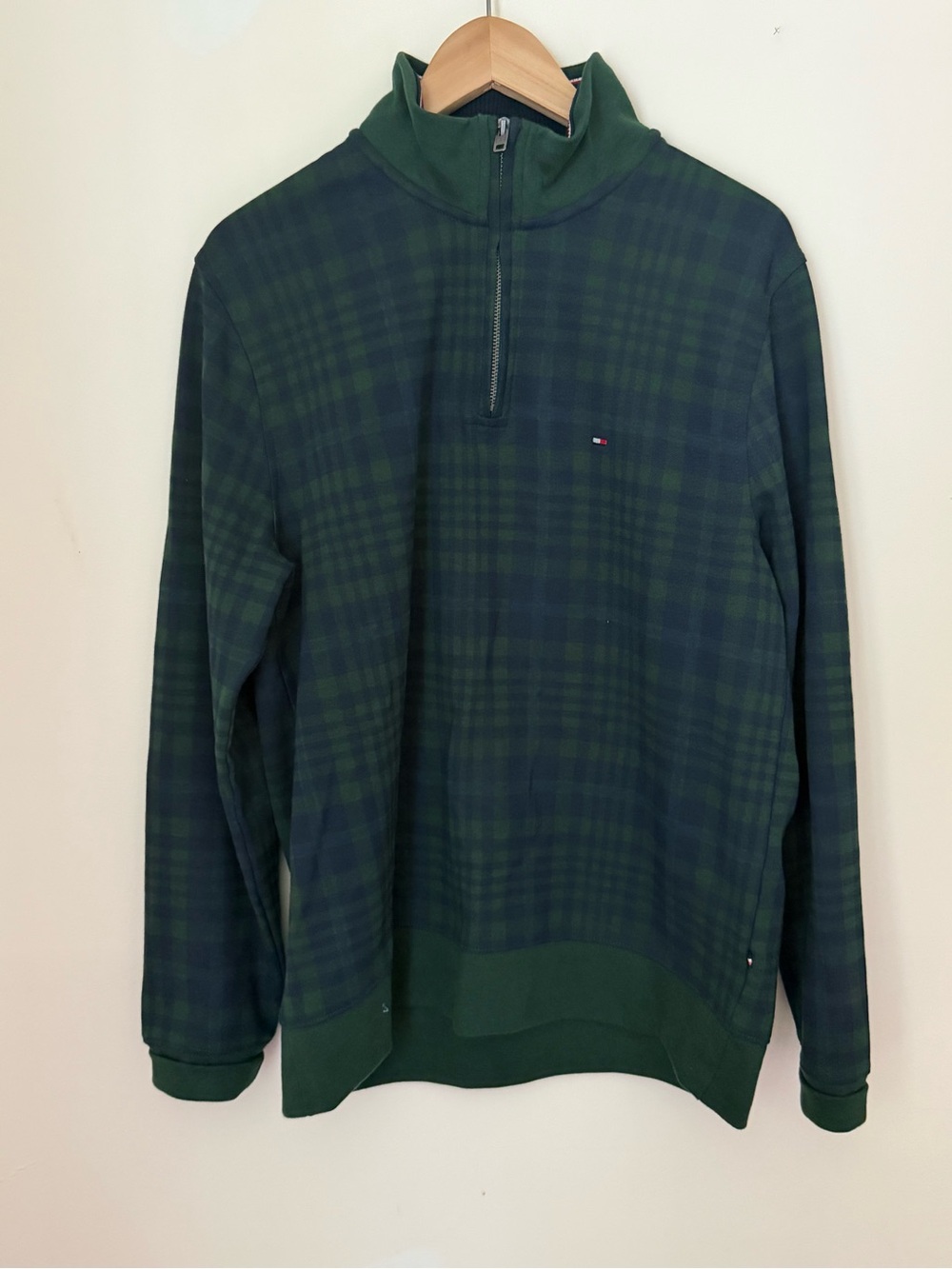 Tommy Hilfiger Men's Dark Green & Navy Plaid Quarter-Zip Sweater